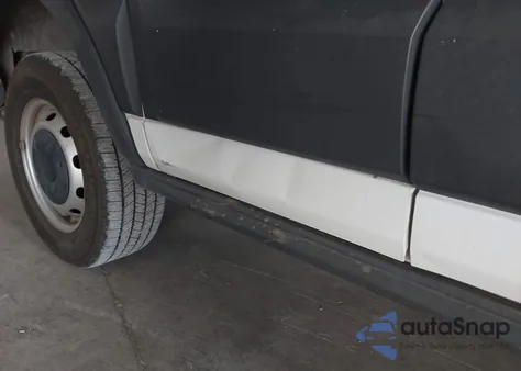 2015 Ford Transit-250 z USA, uszkodzony, nr VIN 1FTNR1ZM2FKA55134